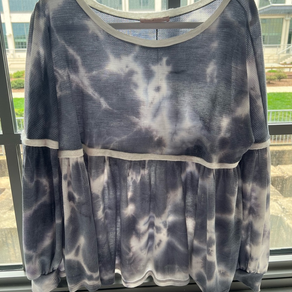 Blue “cloud” top, baby doll style, worn once, size M
